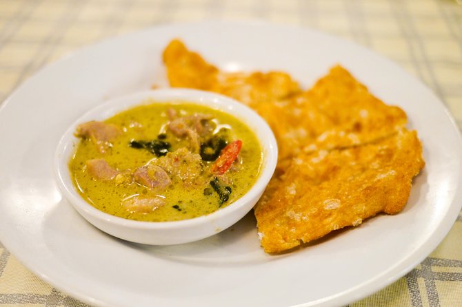 Foodie Experience of Historic Bang Rak - Food temperature and quality: what you can do before you book