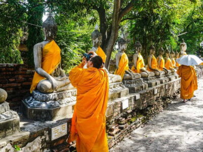 From Bangkok: Ayutthaya Heritage Tour with Sunset Boat Ride - Wat Yai Chai Mongkhon: chedi height and that reclining Buddha moment