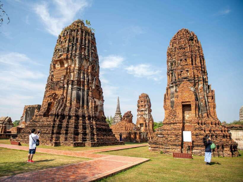 From Bangkok: Ayutthaya Historical Park Guided Day Trip - Bangkok to Ayutthaya: why this 9-hour format works