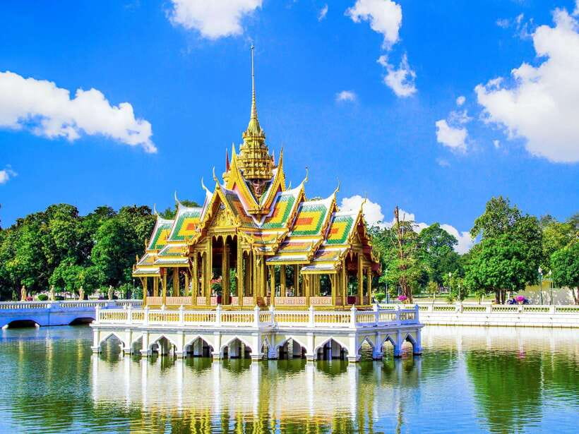 From Bangkok: Ayutthaya Historical Park Guided Day Trip - Lunch: local Thai food with a view (and no meal pressure)