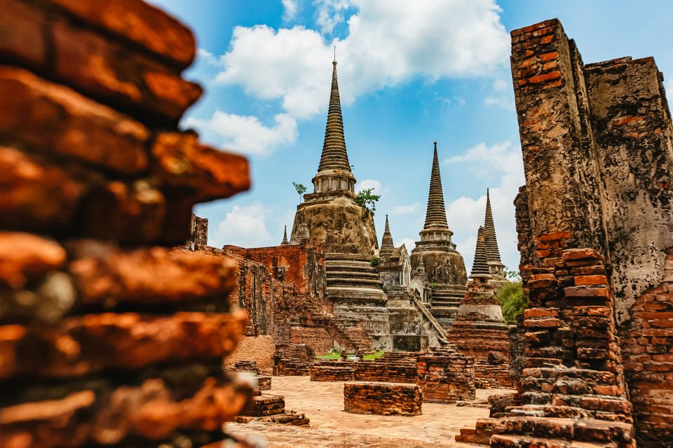 From Bangkok: Ayutthaya Temples Guided Tour with Lunch - Wat Phra Sri Sanphet: the royal heart of old Siam