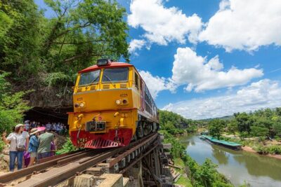 From Bangkok: Historical Day Tour to River Kwai - War Cemetery and POW graves: start here for the right mood