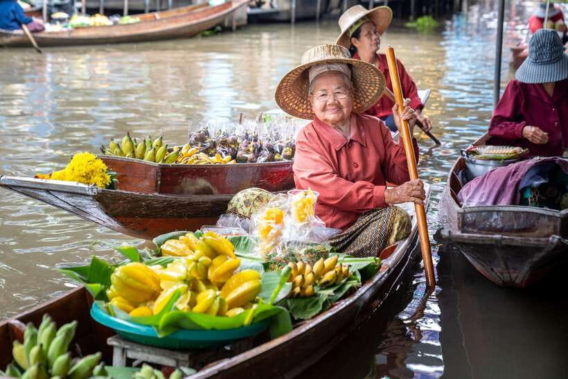 From Bangkok: Railway & Damnoen Saduak Floating Market Tour - Key highlights to look for
