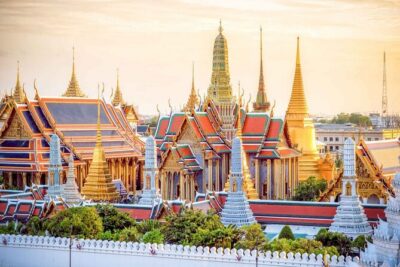 Grand Palace, Wat Phra Kaew, Wat Pho and Wat Arun Walking Tour From Bangkok - Meeting at River City Bangkok: Timing, Getting Oriented, and What to Bring
