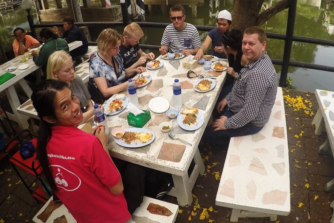 Half-Day Bangkok Bike Tour Including Lunch - Lunch that actually feels like lunch