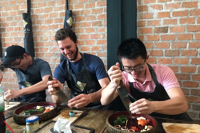 Hands on Thai Cooking Class and Market Tour - The Daily Menu: What You’ll Cook and Why It’s a Smart Mix