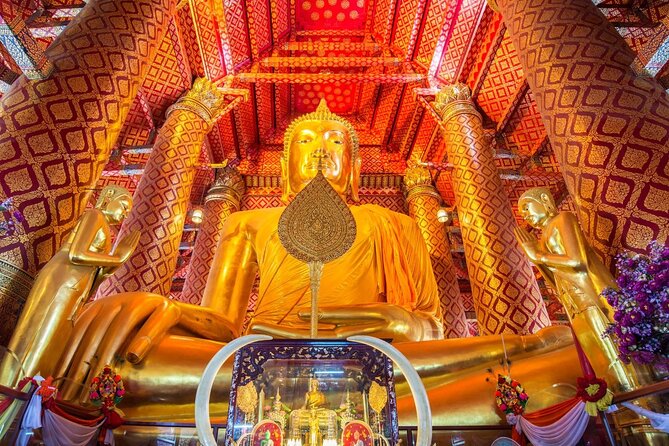 Lopburi Monkey Temple & Ayutthaya Old City Tour From Bangkok - Stop 4: Wat Mahathat and the Buddha head in tree roots