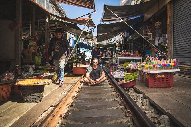 Maeklong Railway Market and Damnoen Saduak Floating Market Tour From Bangkok - Transportation and timing: River City in, MBK out