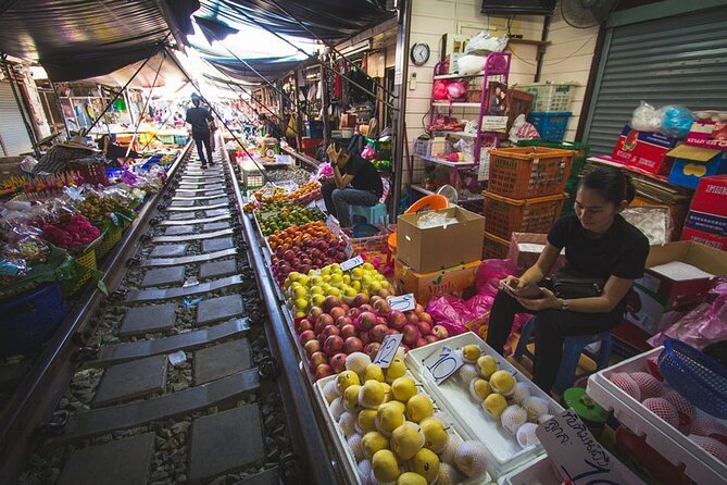Maeklong Railway Market and Damnoen Saduak Floating Market Tour From Bangkok - When to skip or adjust expectations