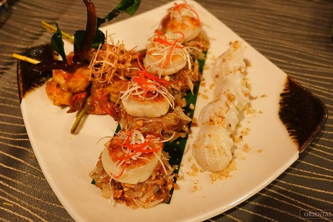 Manohra 5-Star Luxury Dinner Cruise with Pre-Canapés in Bangkok - FAQ