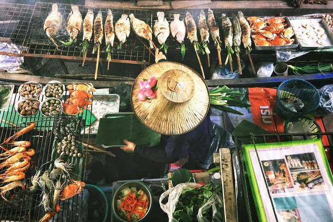 One Day Bangkok Everything - Starting at 6:45am: beating heat, crowds, and the “why is everyone here?” feeling