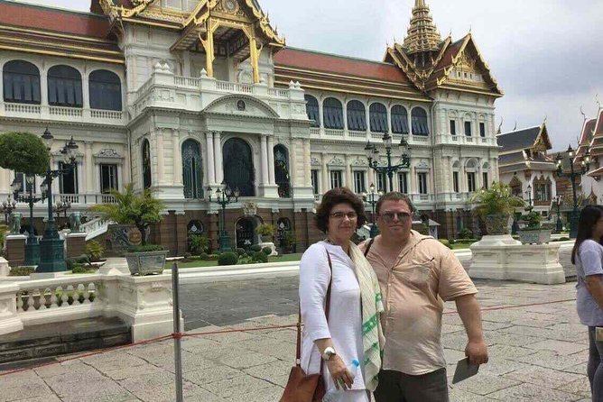 Private Bangkok City Tour Full Day With The Grand Palace - Wat Traimit Golden Buddha and the wow-factor of gold