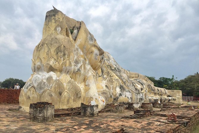 Private Excursion to Floating Market and Ayutthaya World Heritage - Wat Phra Sri Sanphet: royal chapel and a prototype of the Grand Palace