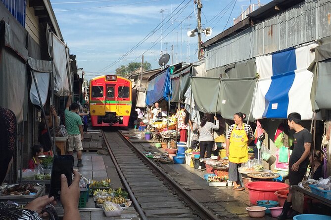 Private Excursion to Floating Market and Ayutthaya World Heritage - How the whole day feels: timing, driving, and photo-friendly pacing