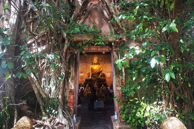 Private Excursion to Maeklong Railway & Amphawa Floating Markets - Should You Book This Private Excursion?