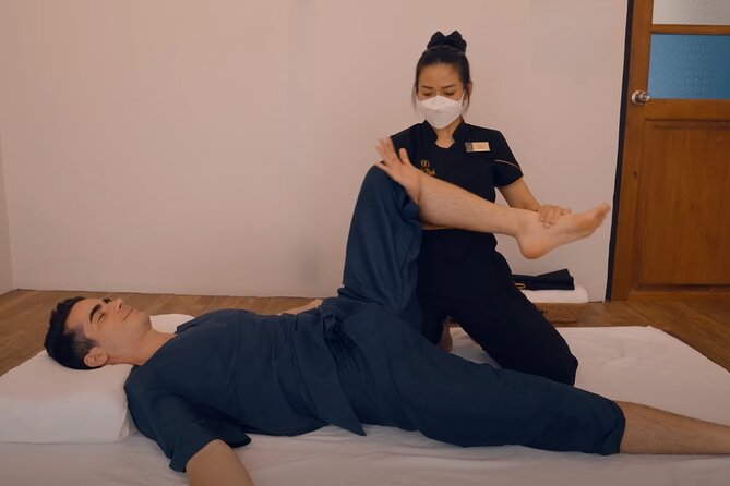 Private Thai Warrior Massage Experience - Thai Warrior Massage background, before the pressure starts
