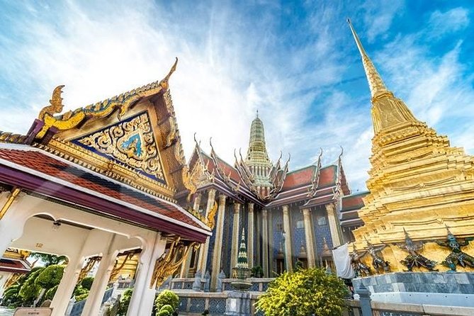 Private Tour: Bangkok's Grand Palace Complex and Wat Phra Kaew - Guides: Where the Value Lives