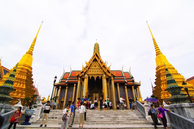 Private Tour: Best of Bangkok in A Day - Wat Traimit to Chinatown: gold, street life, and early-market smells