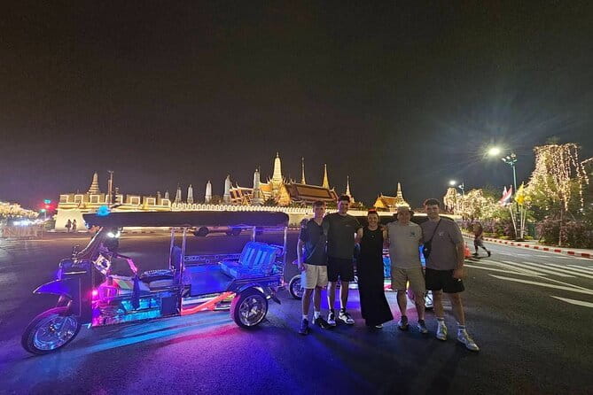 Private Tuktuk Authentic Food Tour (Chinatown-Flower Market) - Chinatown Cruising Through Yaowarat: Seeing the Real Stage Lights