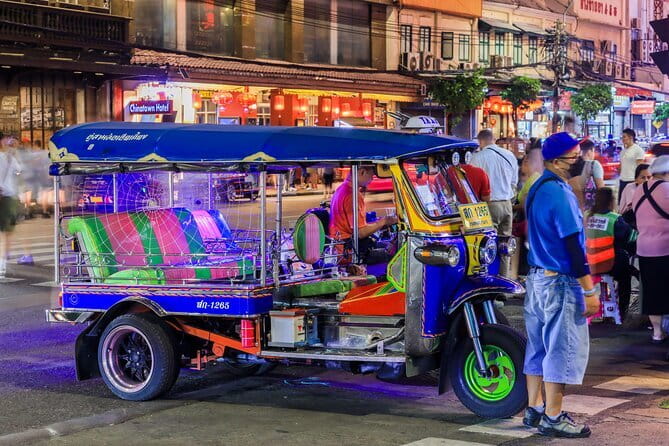 Private Tuktuk Authentic Food Tour (Chinatown-Flower Market) - Wat Saket (Golden Mount) Outside: Photos With a View-Style Feel
