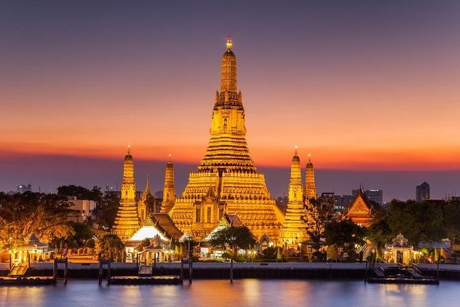 Royal Grand Palace and Bangkok Temples: Half Day Tour - Why this half-day temple combo works in Bangkok