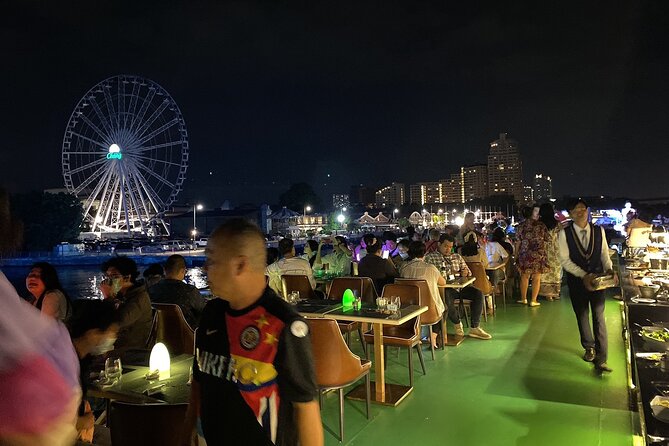 Royal Princess Dinner Cruise: Bangkok Chao Phraya River - Live Band and Cabaret: Fun Energy, Mixed Volume Levels