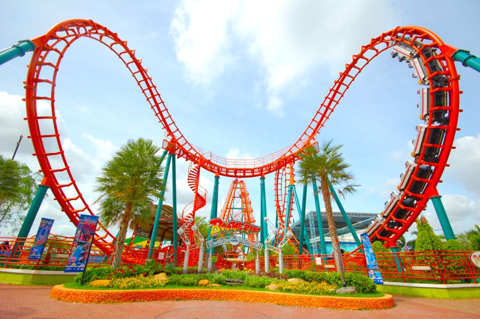 Siam Amazing Park: Water Park Ticket and Buffet Lunch - Water Park Zone: Guinness Waves, Slides, and Lounge Time