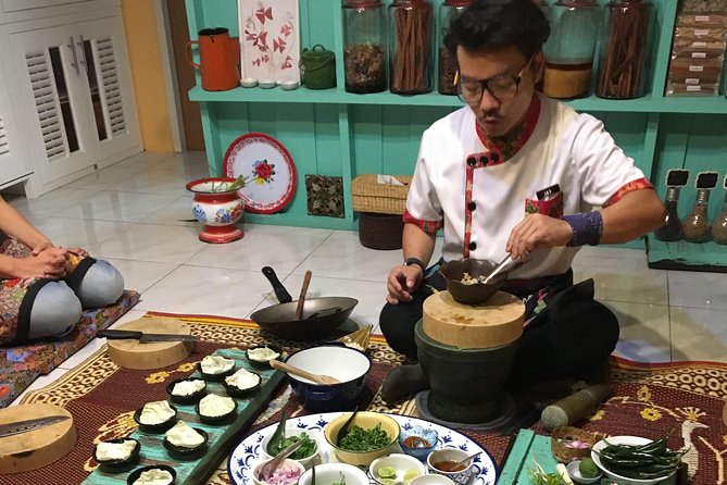 Silom Thai Cooking School with Fresh Market Tour - Who should book this Thai cooking class (and who might skip)