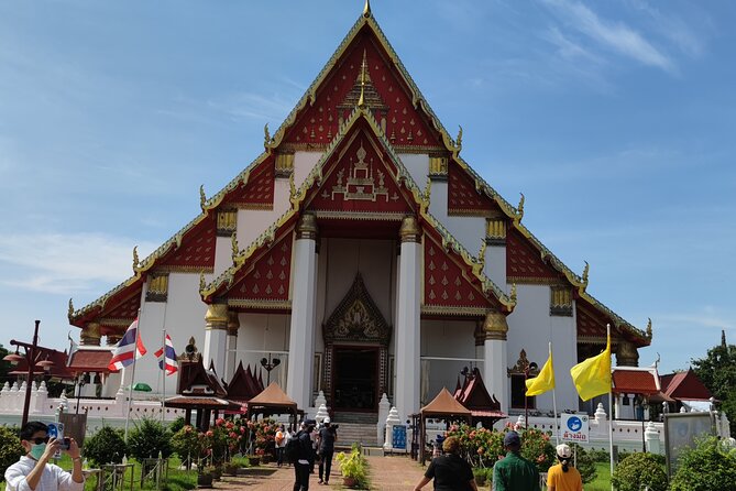 Small Group Tour to Ayutthaya Temples from Bangkok with Lunch - Lunch in Ayutthaya: local and filling, but confirm your option