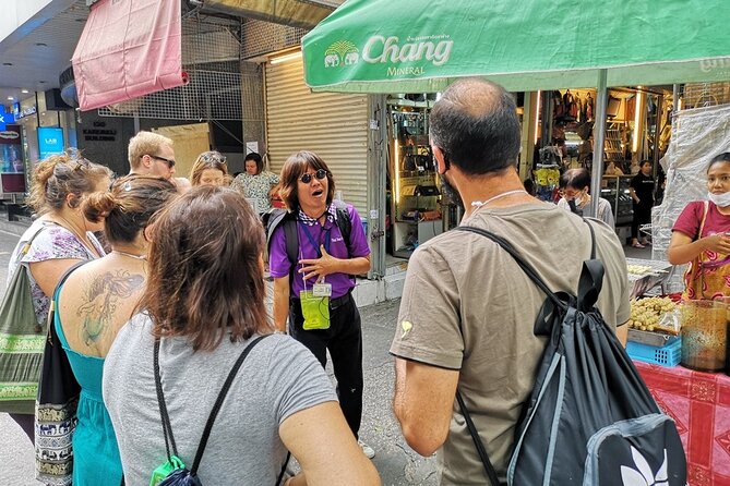 Thai PRIVATE Tour Guide - Entering the Grand Palace complex like you know what you’re looking at