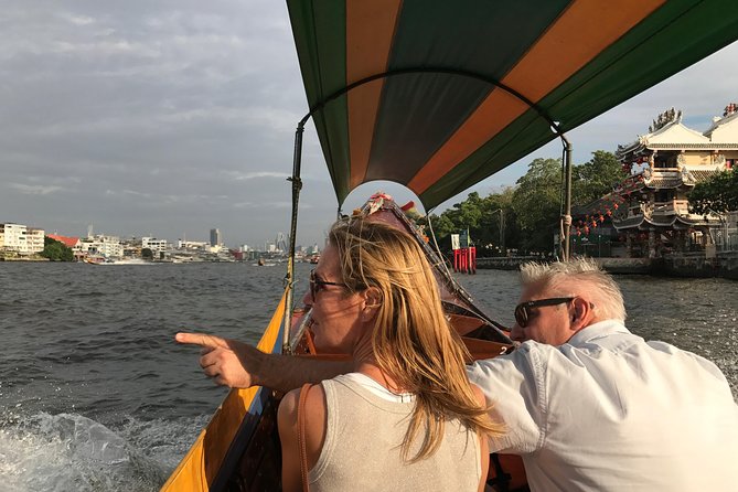 Thai Tour Guide : PRIVATE Highlight of Bangkok + Canal Tour + Simple Thai Lunch - The Amulet Market stop: quick, interesting, and not just a souvenir stop