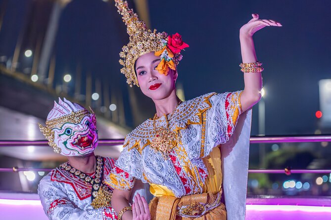 The Newest Luxury 5-Star Bangkok Chao Phraya Dinner Cruise - Getting on board at Asiatique Warehouse 7 (and avoiding the stress)