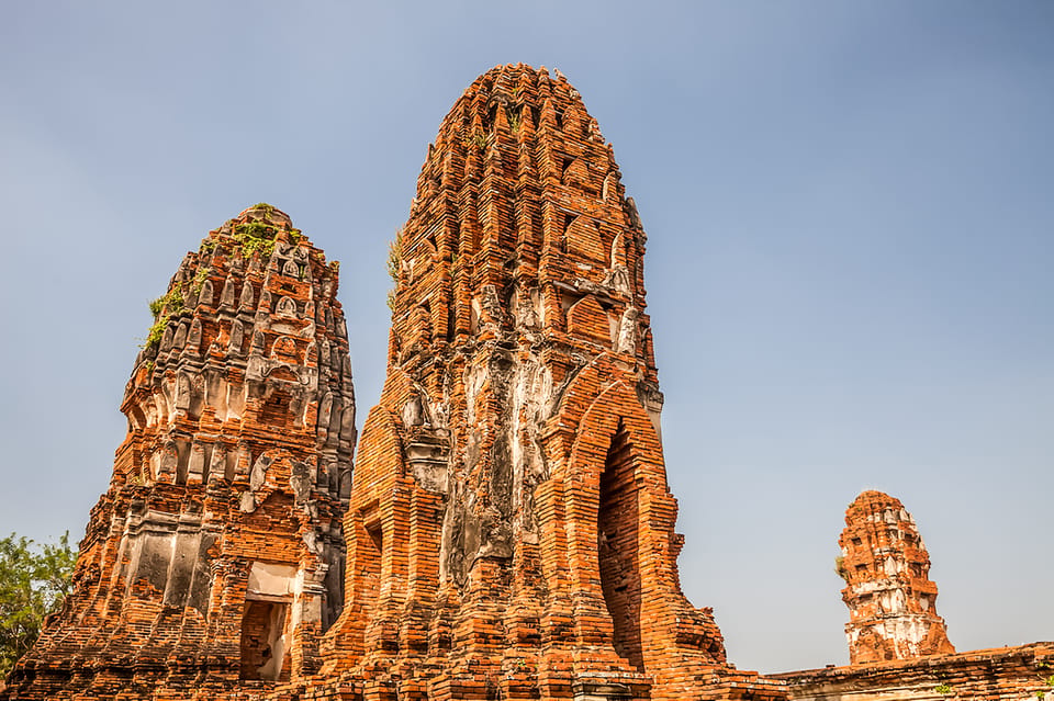 The Old Siam: Ayutthaya Temples Small Group Tour with Lunch - Lunch at a Local Thai Restaurant: Simple, Worth the Stop