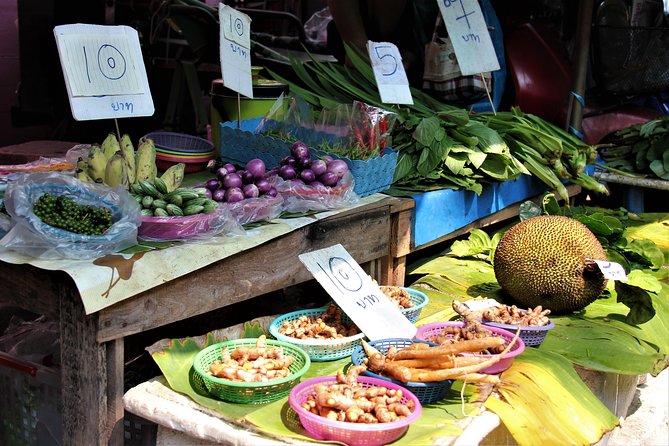 The Original Bicycle Tour in the Green Jungle of Bangkok - Pae Jaeb bike rental: set-up time that actually helps