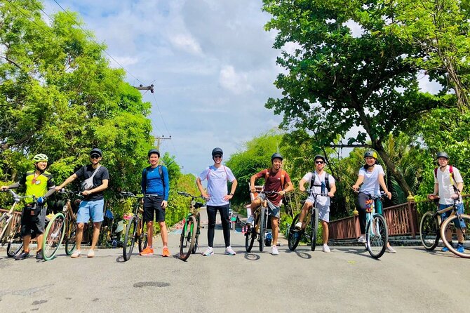 The Original Bicycle Tour in the Green Jungle of Bangkok - The food and drink breaks: why the snack stop is more than calories
