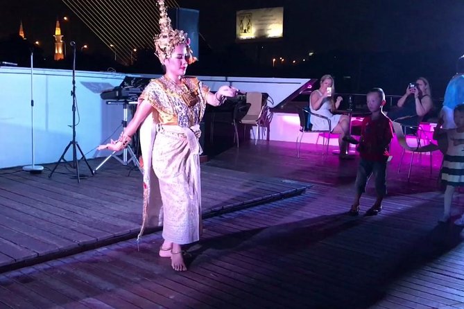 Wonderful Pearl: Bangkok's Dinner Night Cruise - Buffet dinner on three levels: Thai classics plus international stations